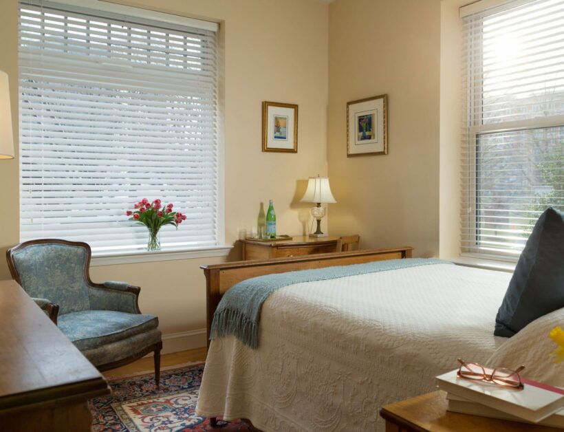 DC Rooms Near National Zoo | Woodley Park Guest House